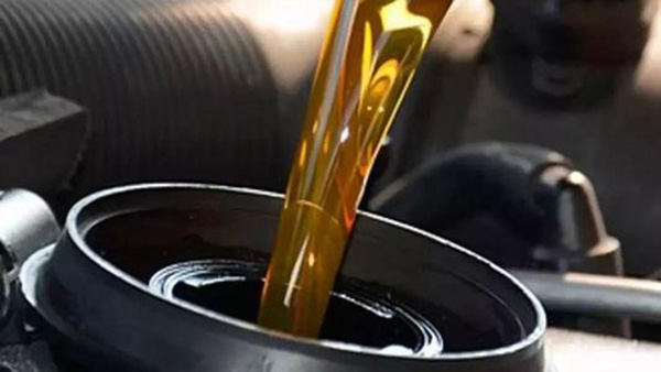 润滑油出现沉淀物是质量不好吗？